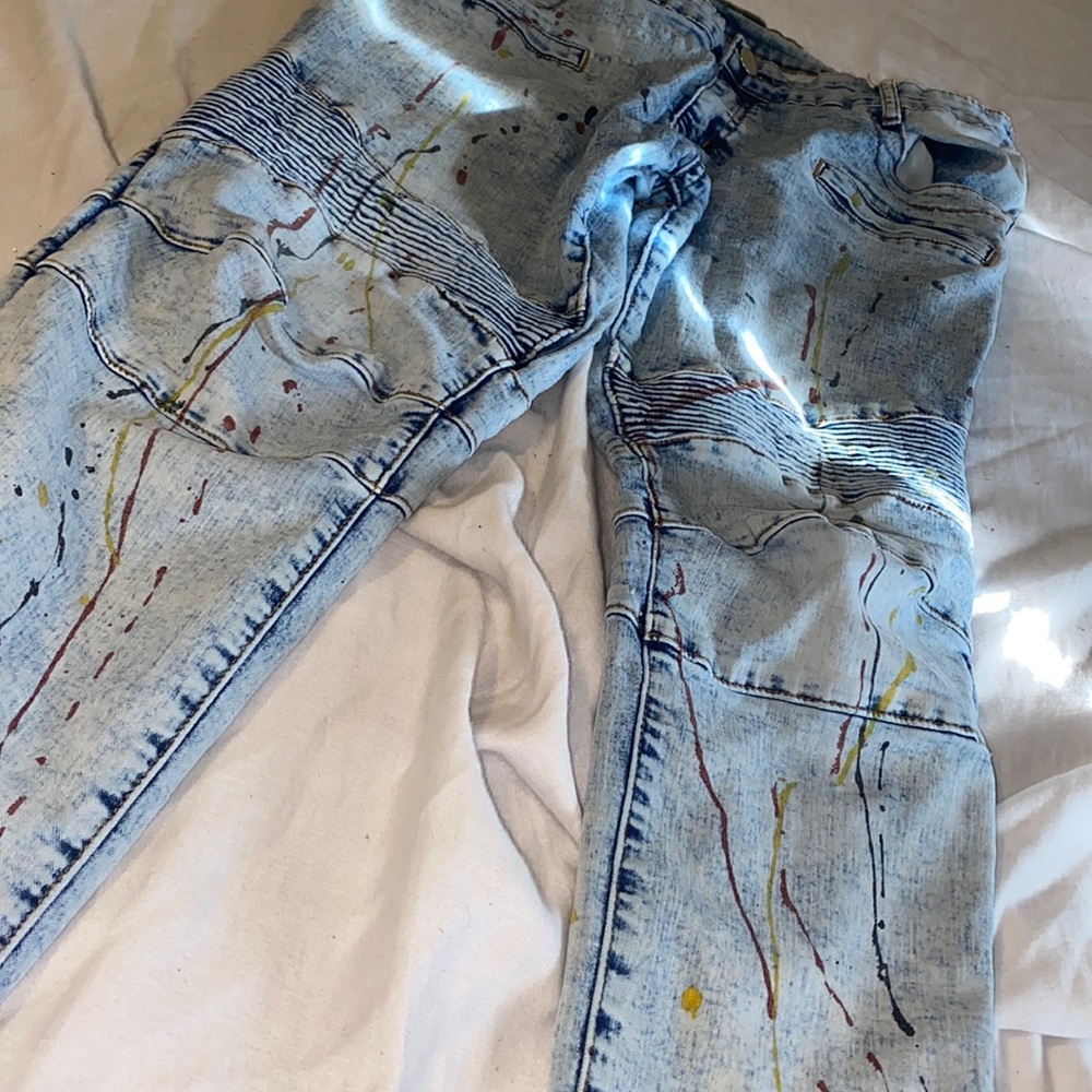 Ripped jeans